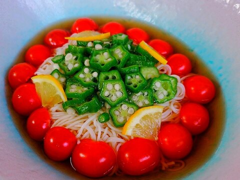 オクラとトマトのぶっかけそうめん